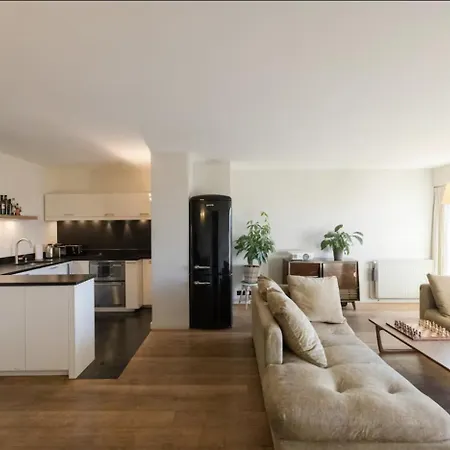 Amazing View, Beautiful Flat, Swimming Pools, Secure Parking Apartment *